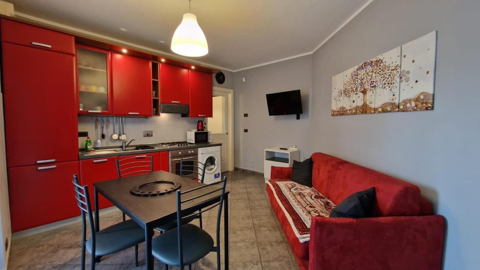 קולניו Myhouse Inn Fermata Paradiso - Affitti Brevi Italia מראה חיצוני תמונה